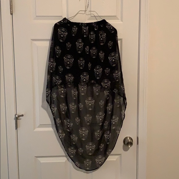 Skull skirt - Picture 1 of 3